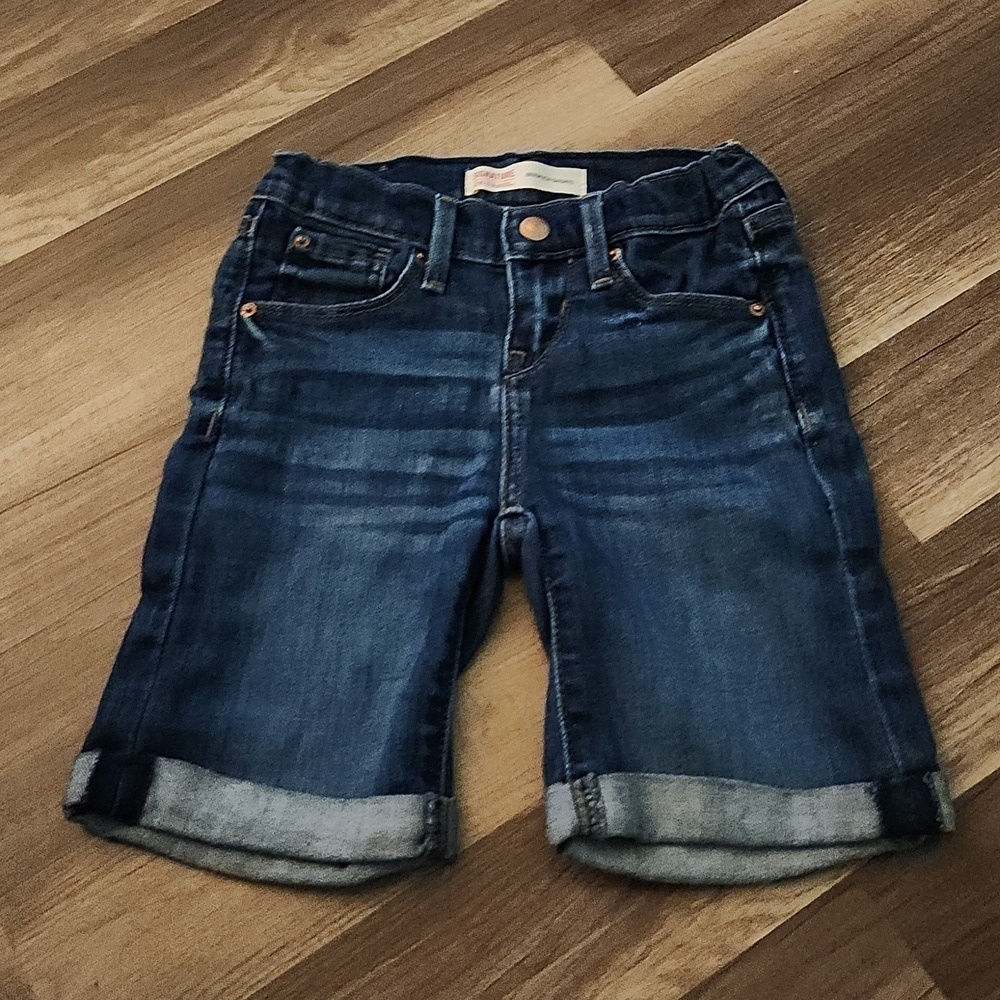 Levi's Adjustable Waist Bermuda Denim Shorts Size 5  Rare Length